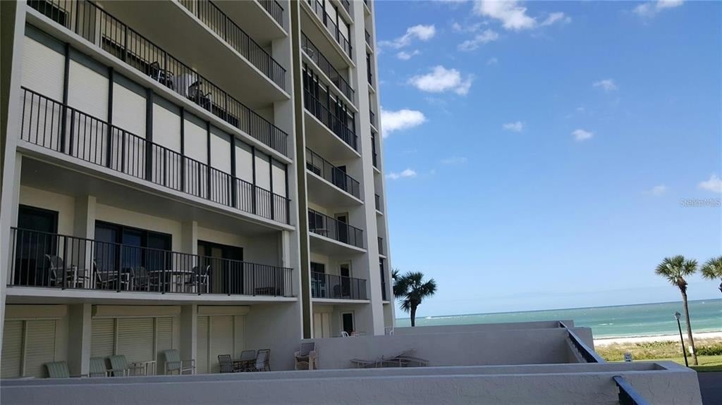 1480 Gulf Boulevard - Photo 1