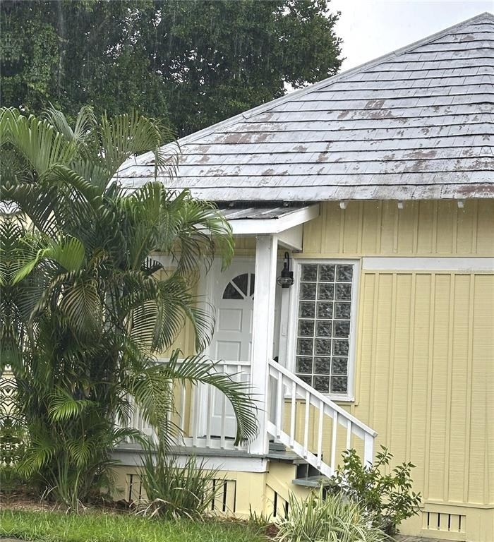 109 Hibiscus Street - Photo 2