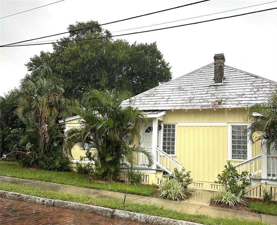 109 Hibiscus Street - Photo 0