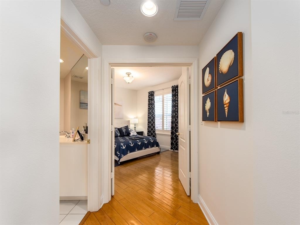521 Mandalay Avenue - Photo 23