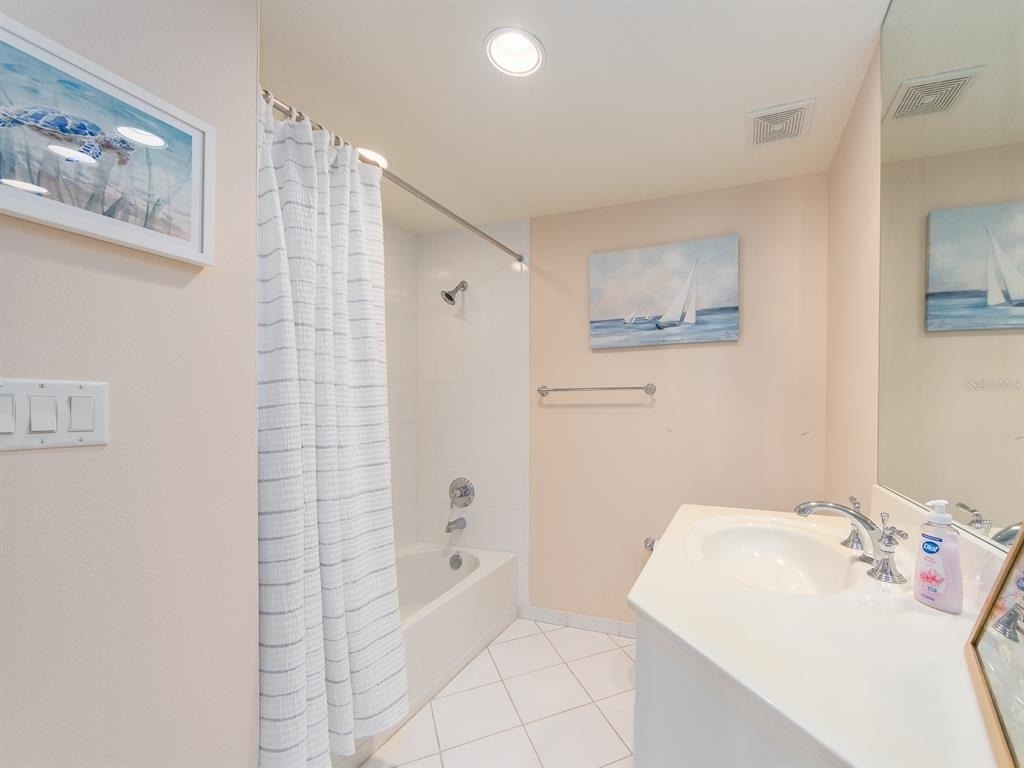 521 Mandalay Avenue - Photo 26