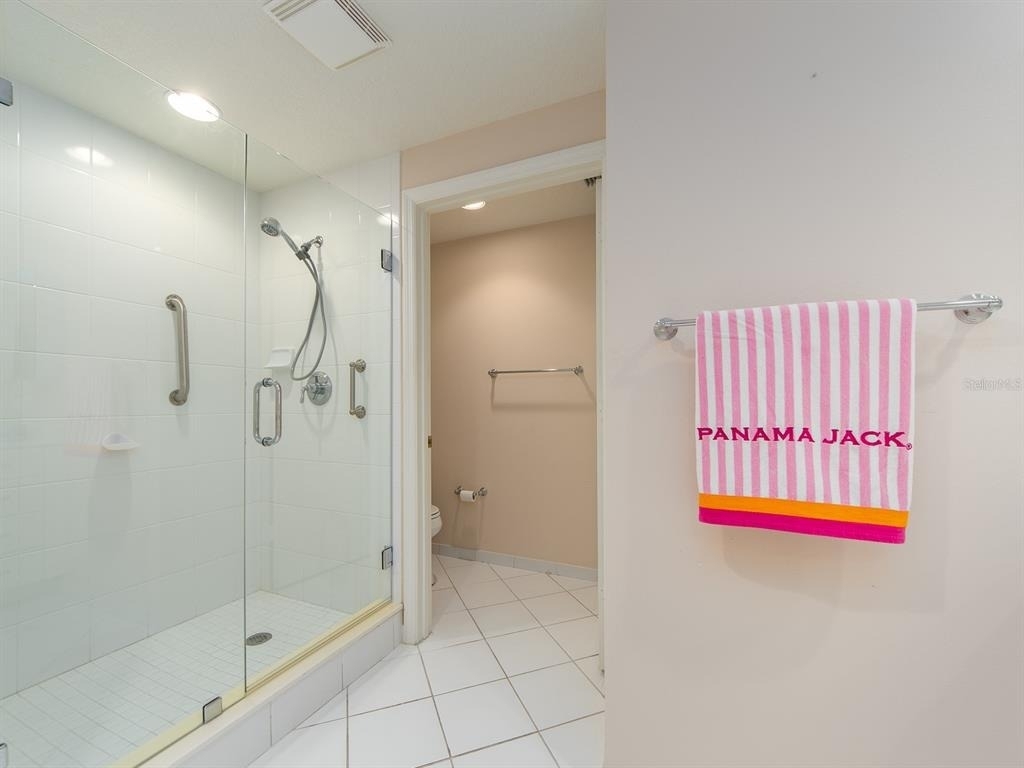 521 Mandalay Avenue - Photo 21