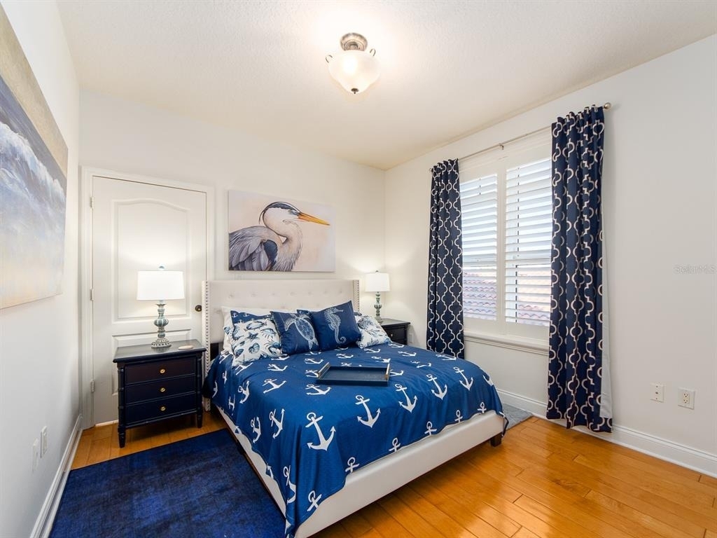521 Mandalay Avenue - Photo 24