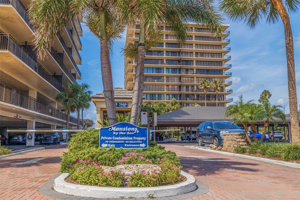 7650 Bayshore Drive - Photo 4
