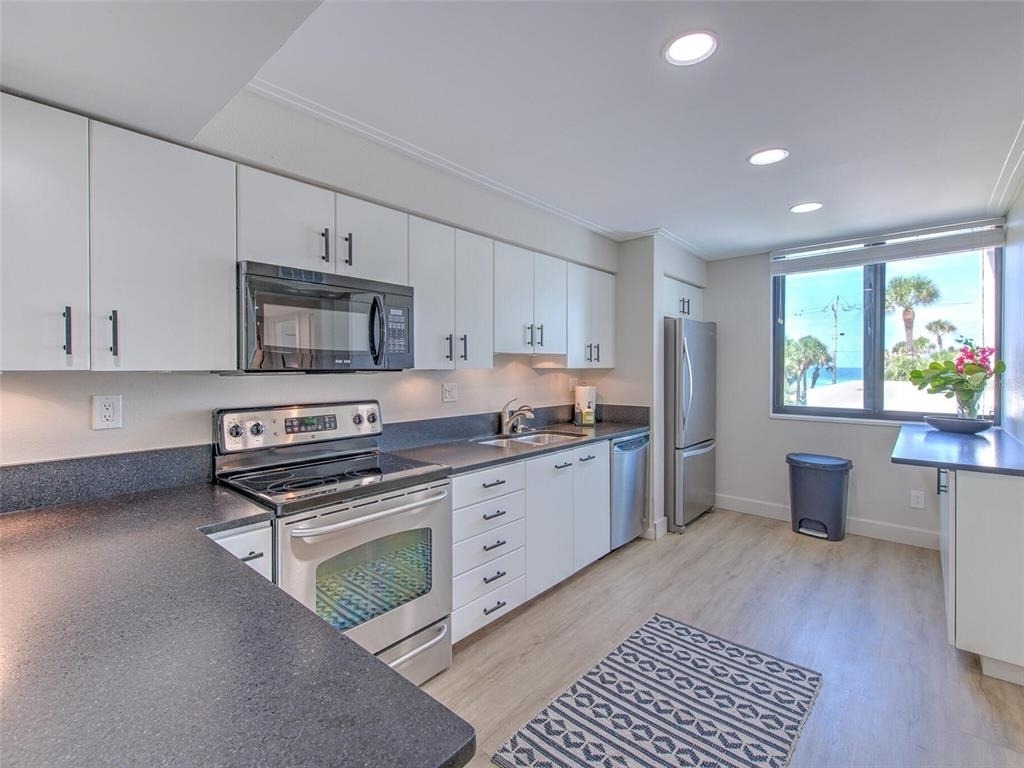 739 Bayport Way - Photo 9