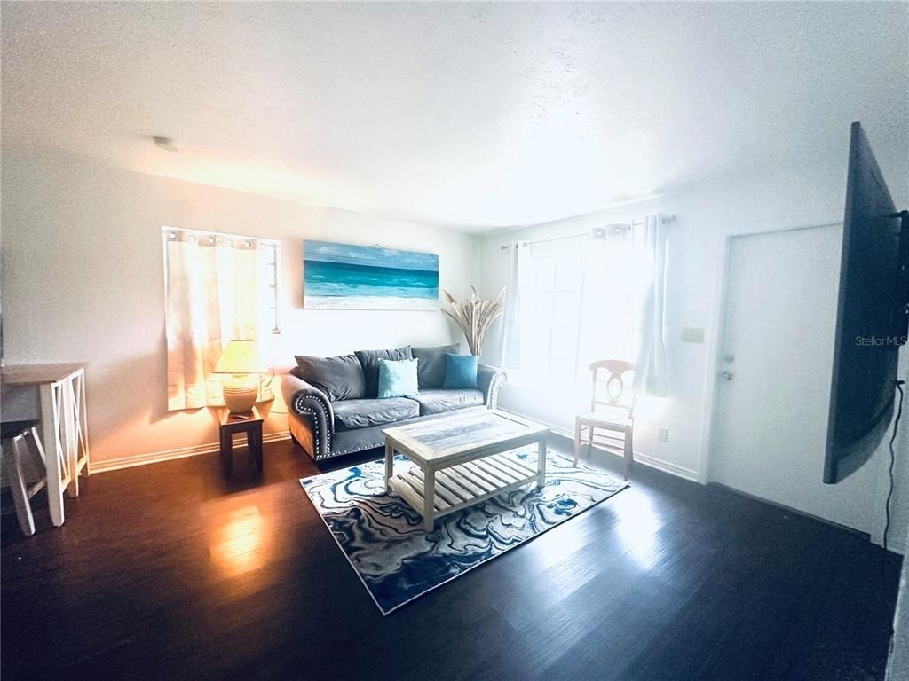 4716 W Wisconsin Avenue - Photo 9