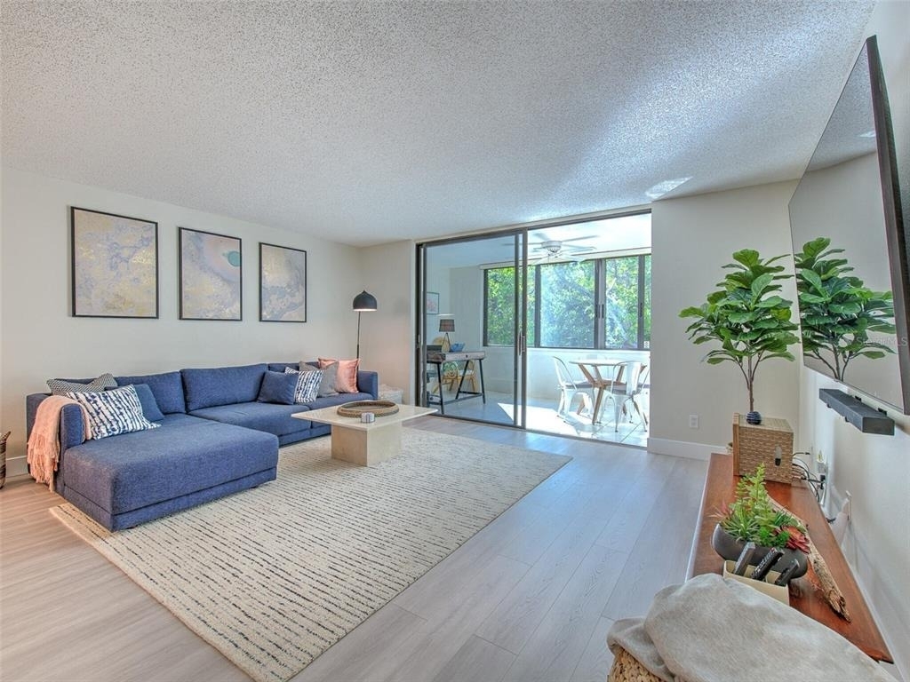 805 Bayport Way - Photo 18
