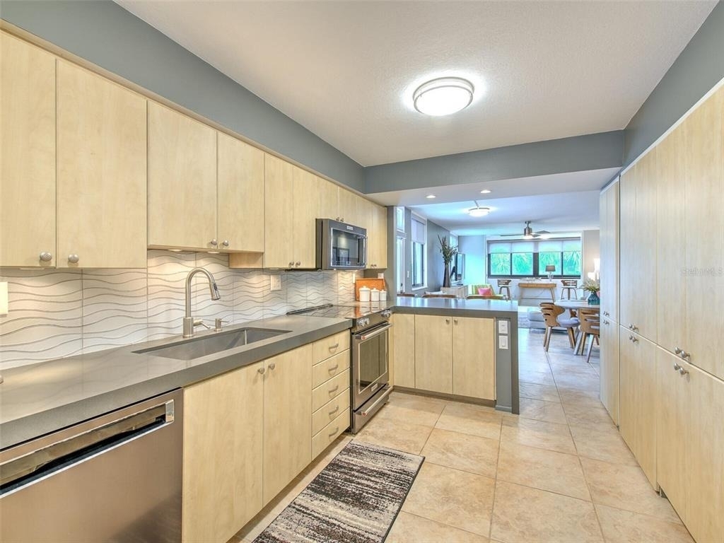 741 Bayport Way - Photo 8