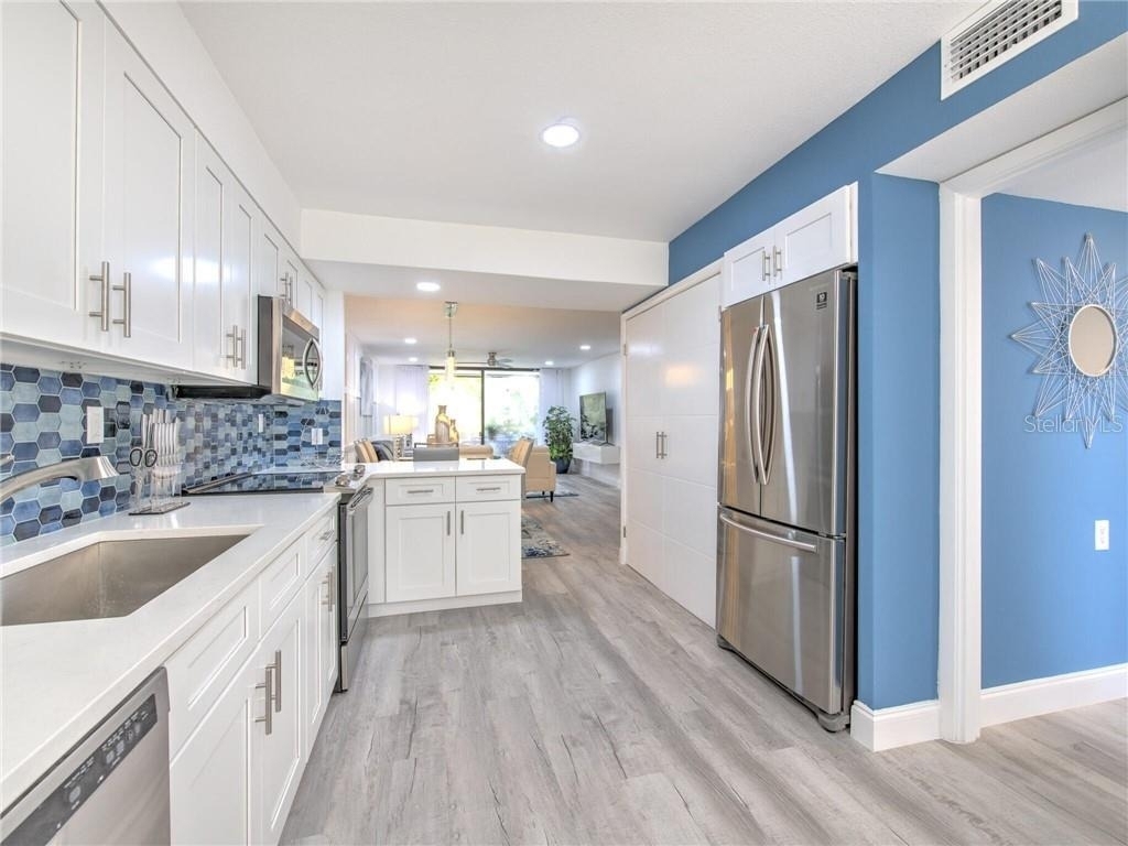 522 Bayport Way - Photo 7