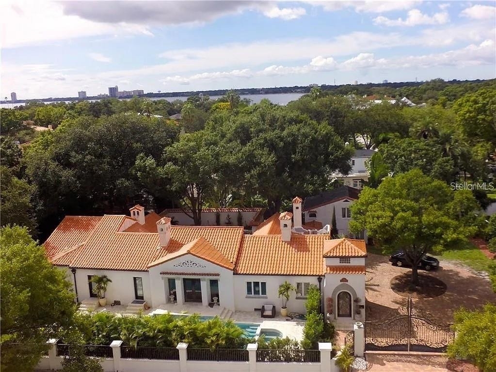 100 W Davis Boulevard - Photo 38