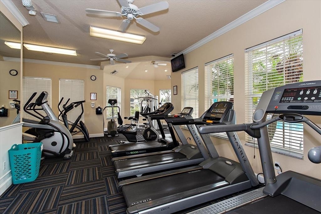 2307 Silver Palm Dr - Photo 23