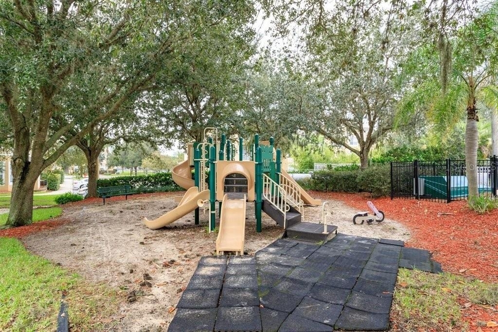 2307 Silver Palm Dr - Photo 28