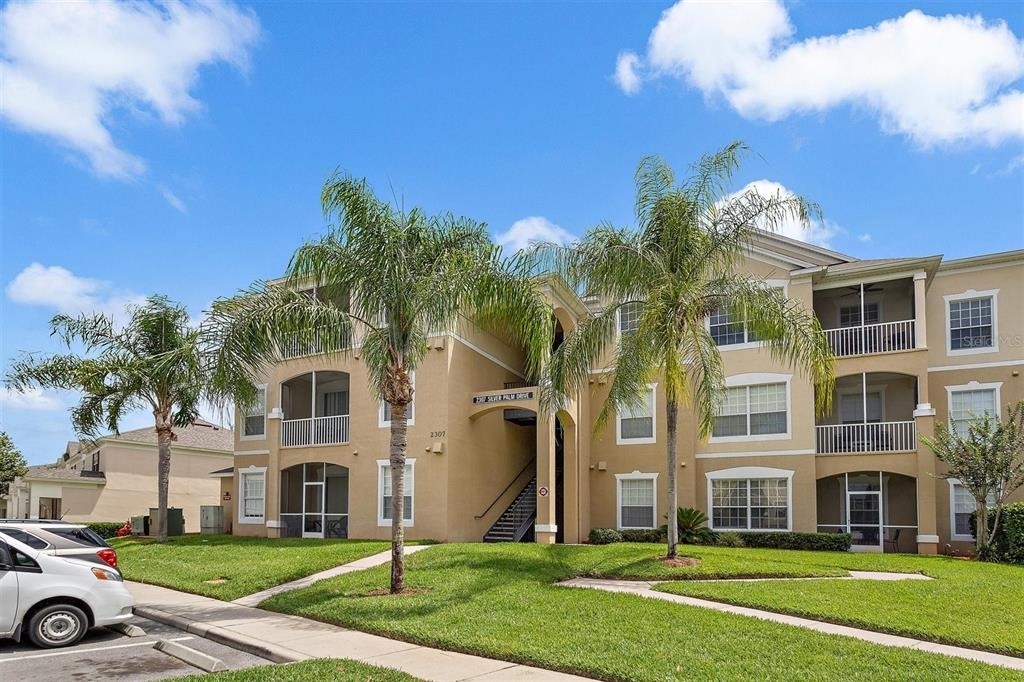 2307 Silver Palm Dr - Photo 1