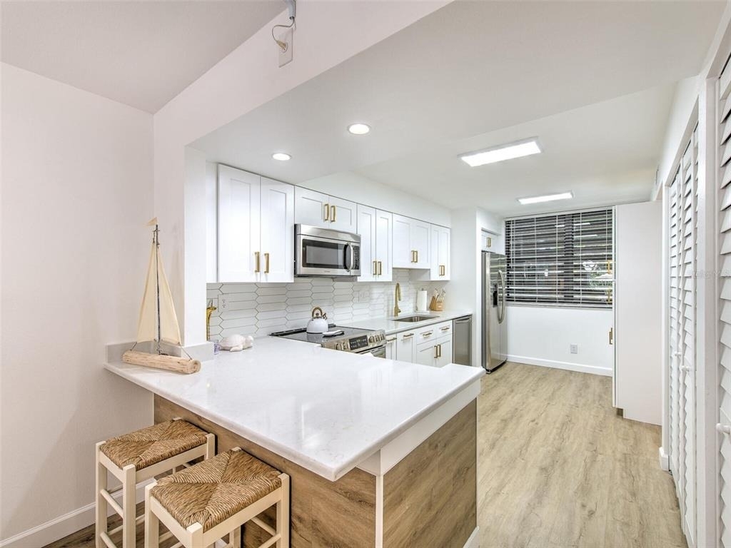 517 Bayport Way - Photo 7