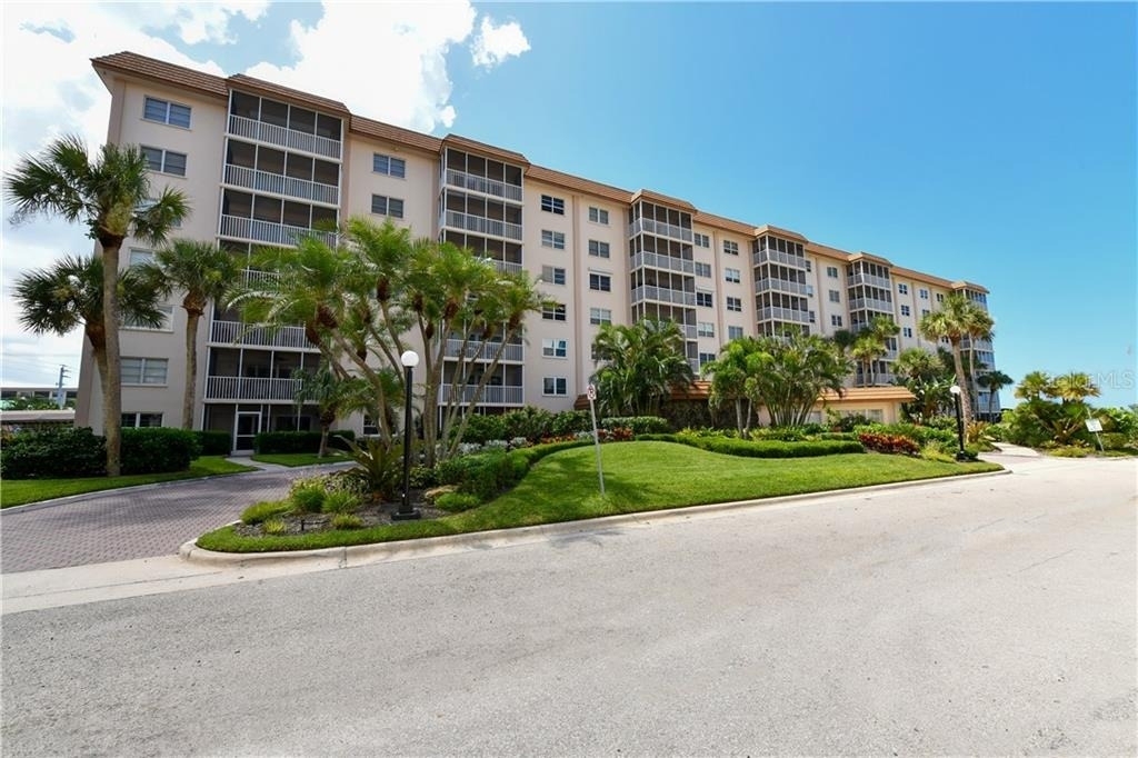 800 Benjamin Franklin Drive - Photo 4