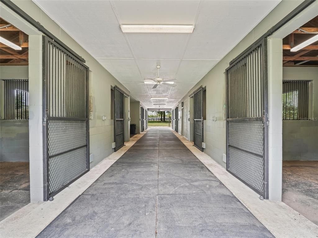 6975 Nw Highway 225a - Photo 69