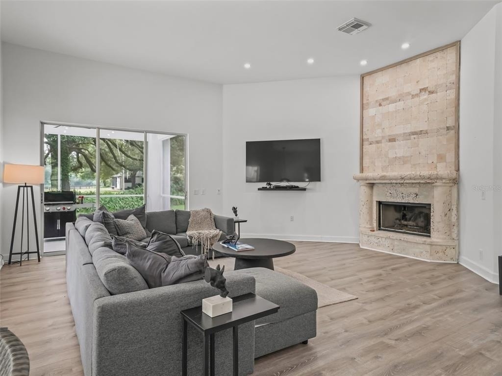 6975 Nw Highway 225a - Photo 29