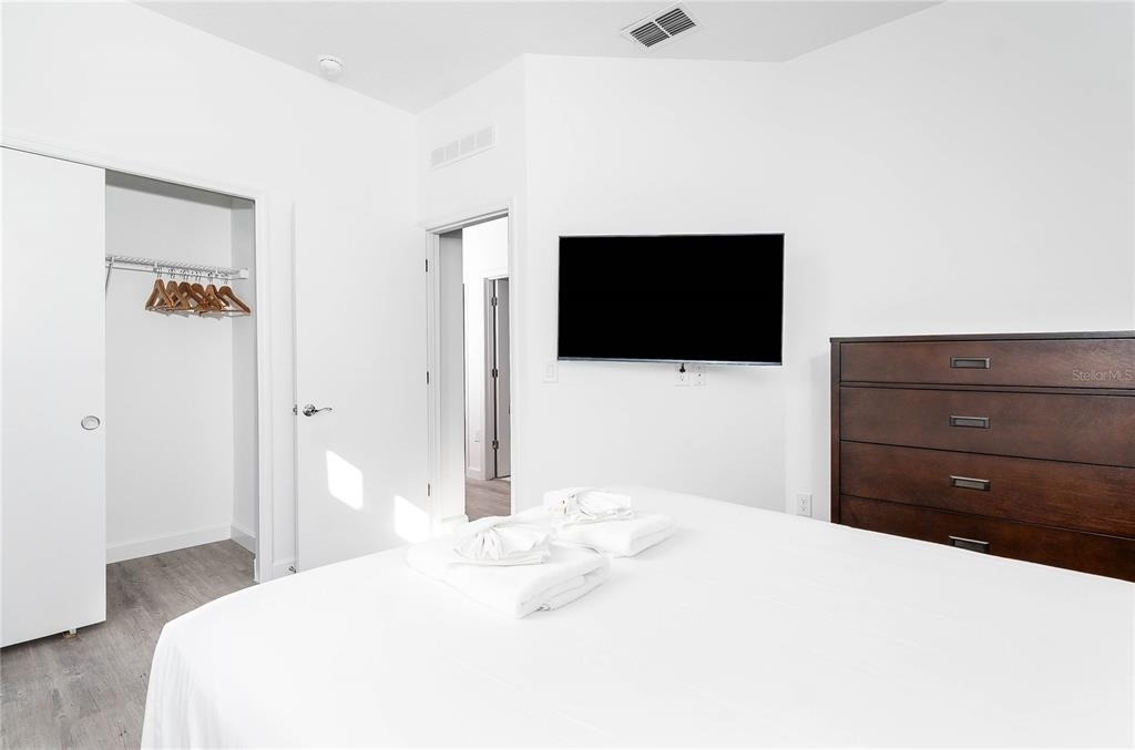 277 Famagusta Drive - Photo 4