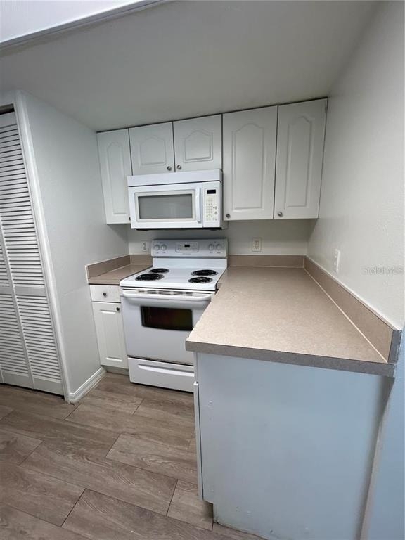 711 Caribbean Drive - Photo 4