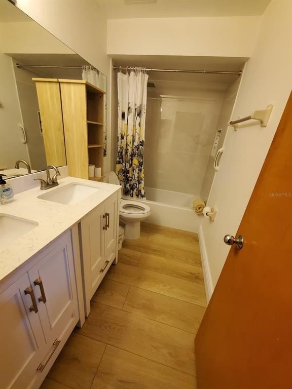 2924 Cottage Grove Court - Photo 4