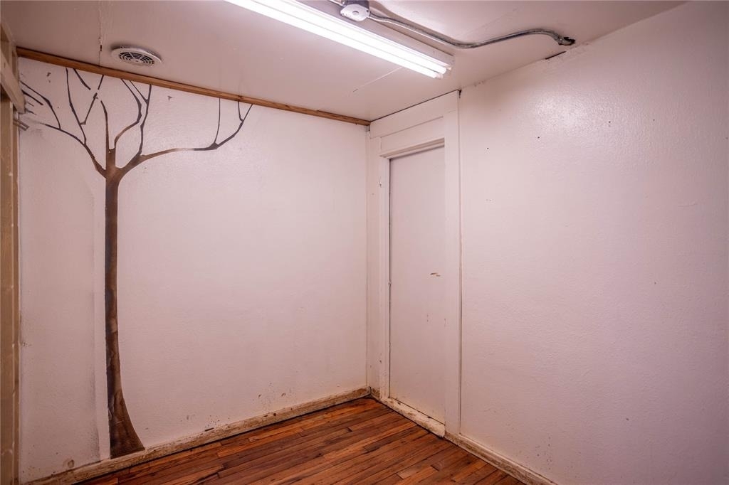 106 W Main Street - Photo 11