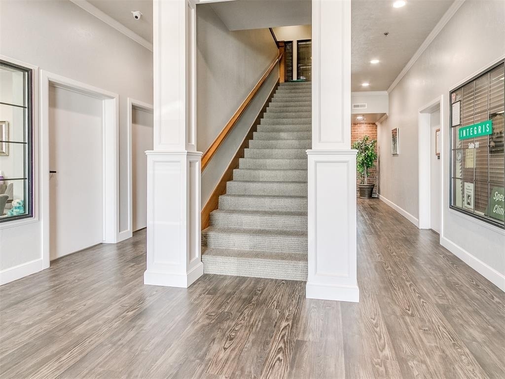 1703 Professional Circle - Photo 3