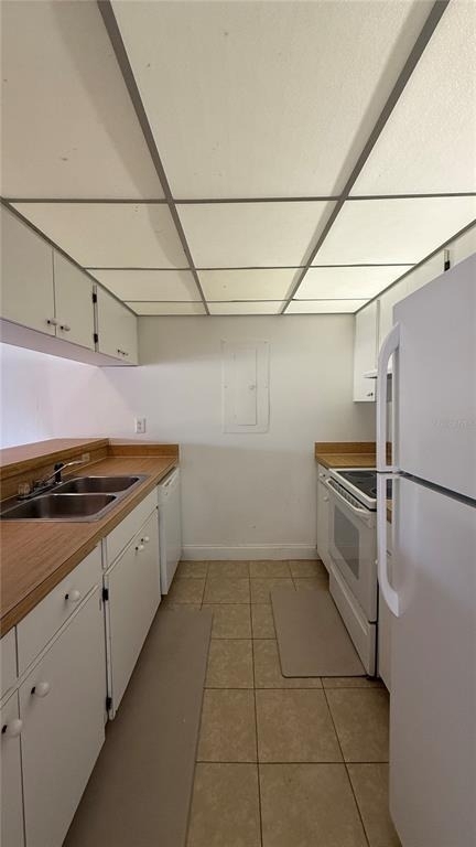 176 Palm View Court - Photo 4