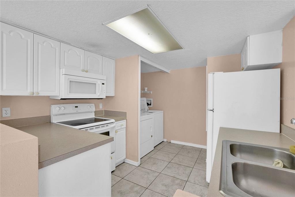 2918 Fan Palm Drive - Photo 3