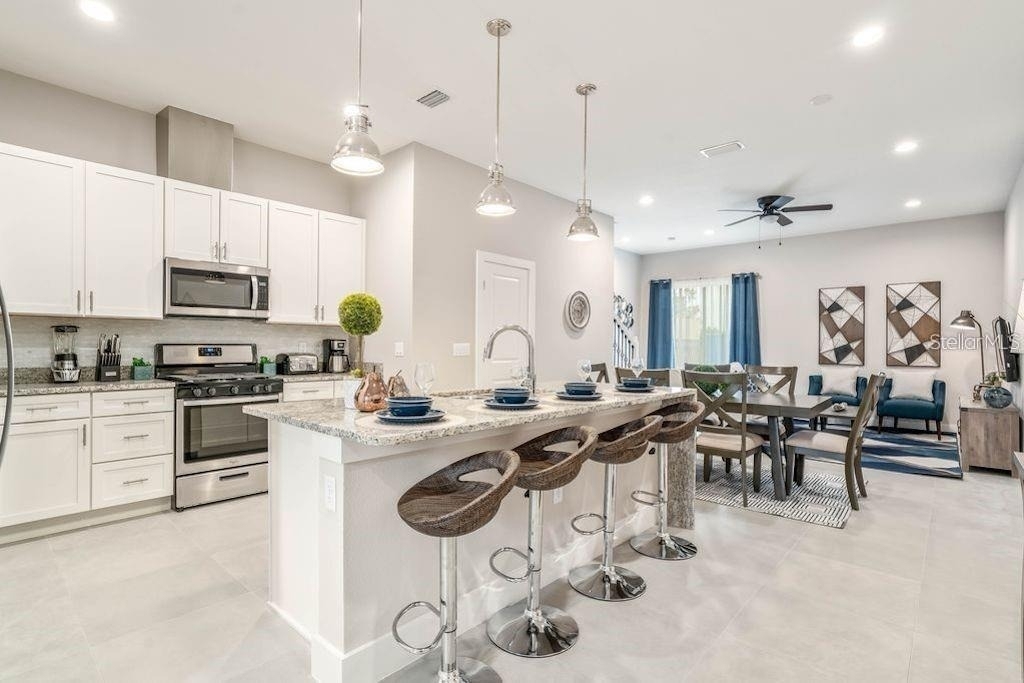 7593 Sunny Dreams Lane - Photo 3