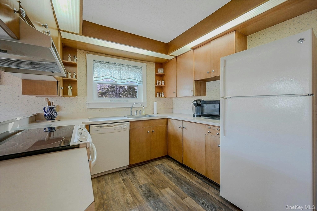 425 Old Shipyard Lane - Photo 12