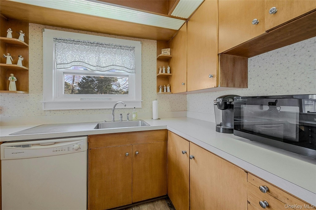 425 Old Shipyard Lane - Photo 14