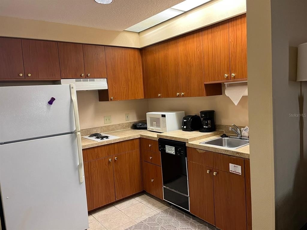 7601 Canada Avenue - Photo 4
