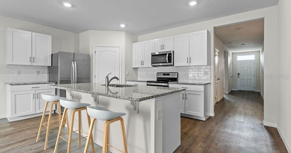 2429 Maidens Bluff Avenue - Photo 4