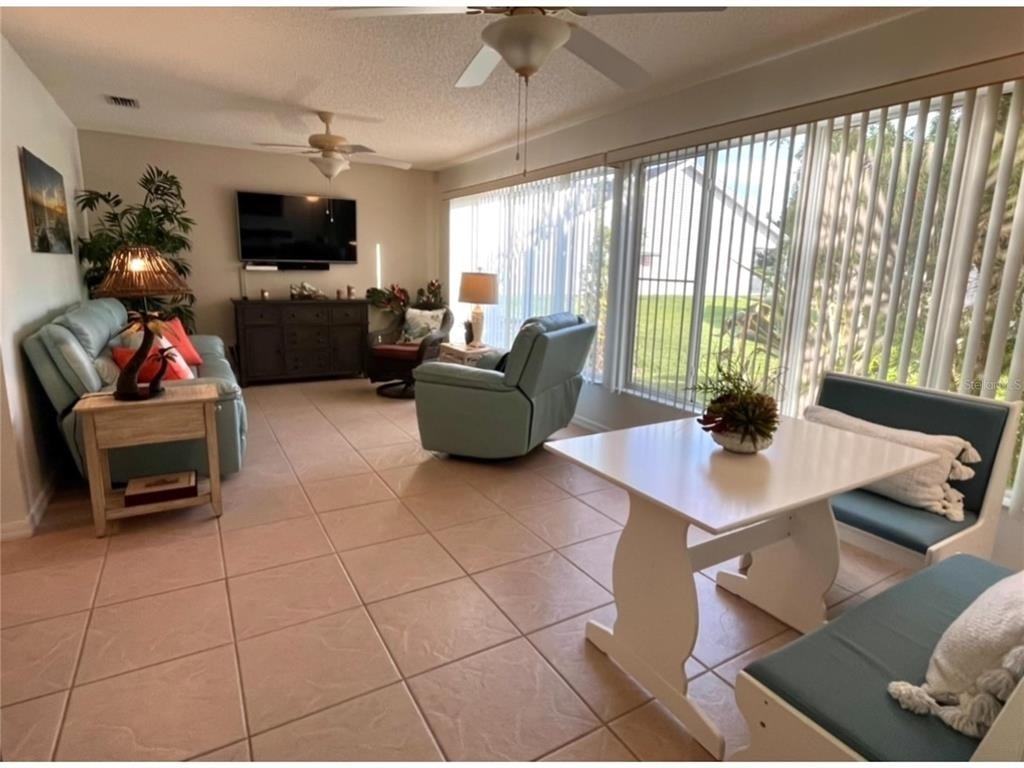 1314 Corona Avenue - Photo 6