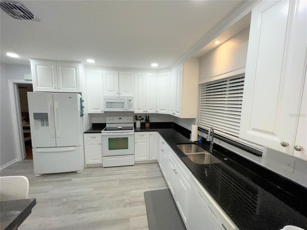 1963 Ripon Drive - Photo 4