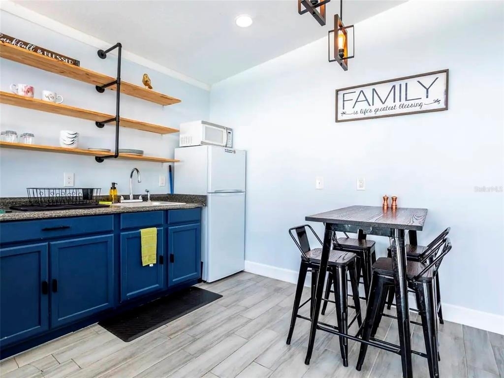 4401 Lenmore Street - Photo 17