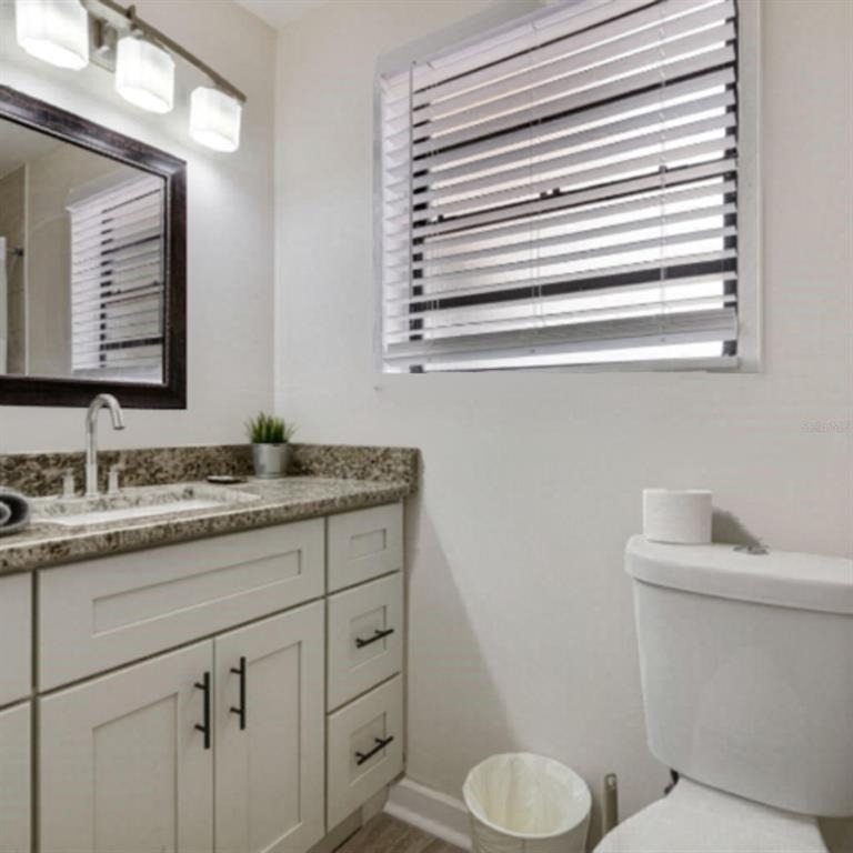 1202 Princeton Rd - Photo 2