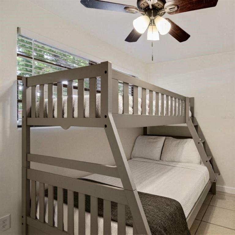 1202 Princeton Rd - Photo 3