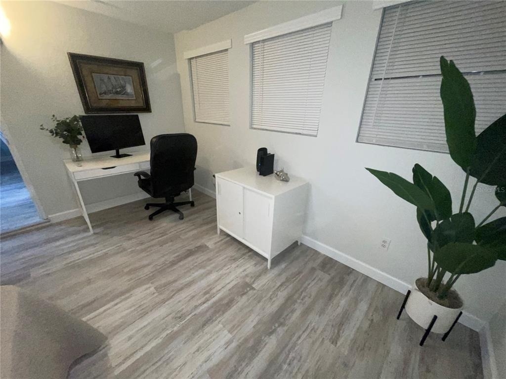 2227 Rose Lane - Photo 10
