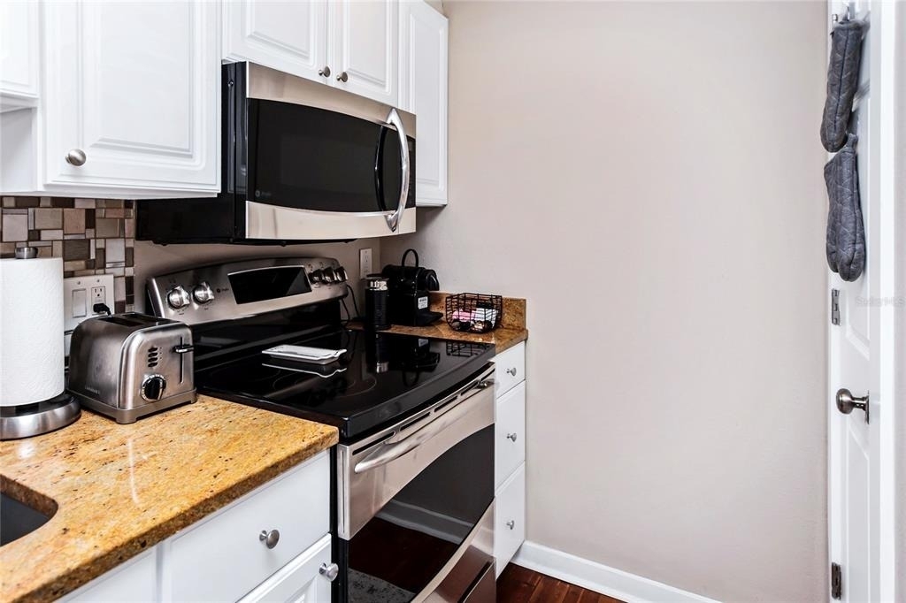 1212 Benjamin Franklin Drive - Photo 12
