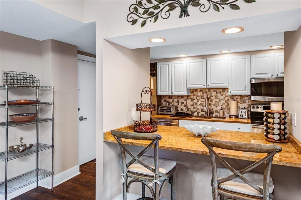 1212 Benjamin Franklin Drive - Photo 10