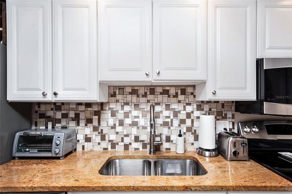 1212 Benjamin Franklin Drive - Photo 11