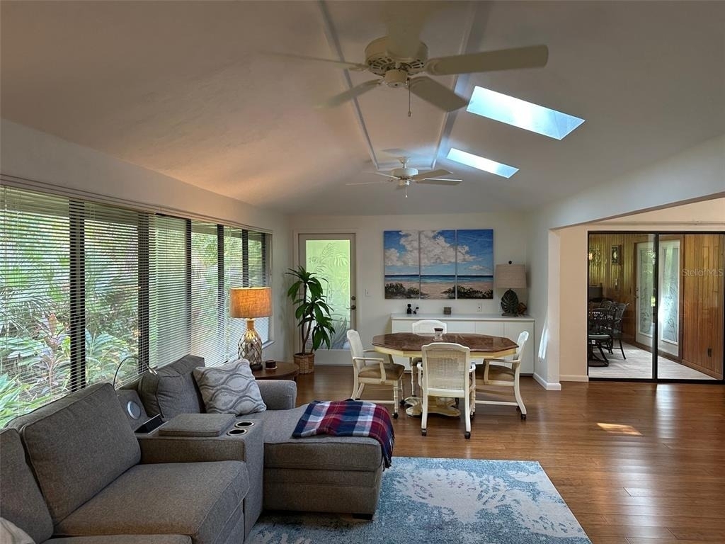 340 Troon Court - Photo 35