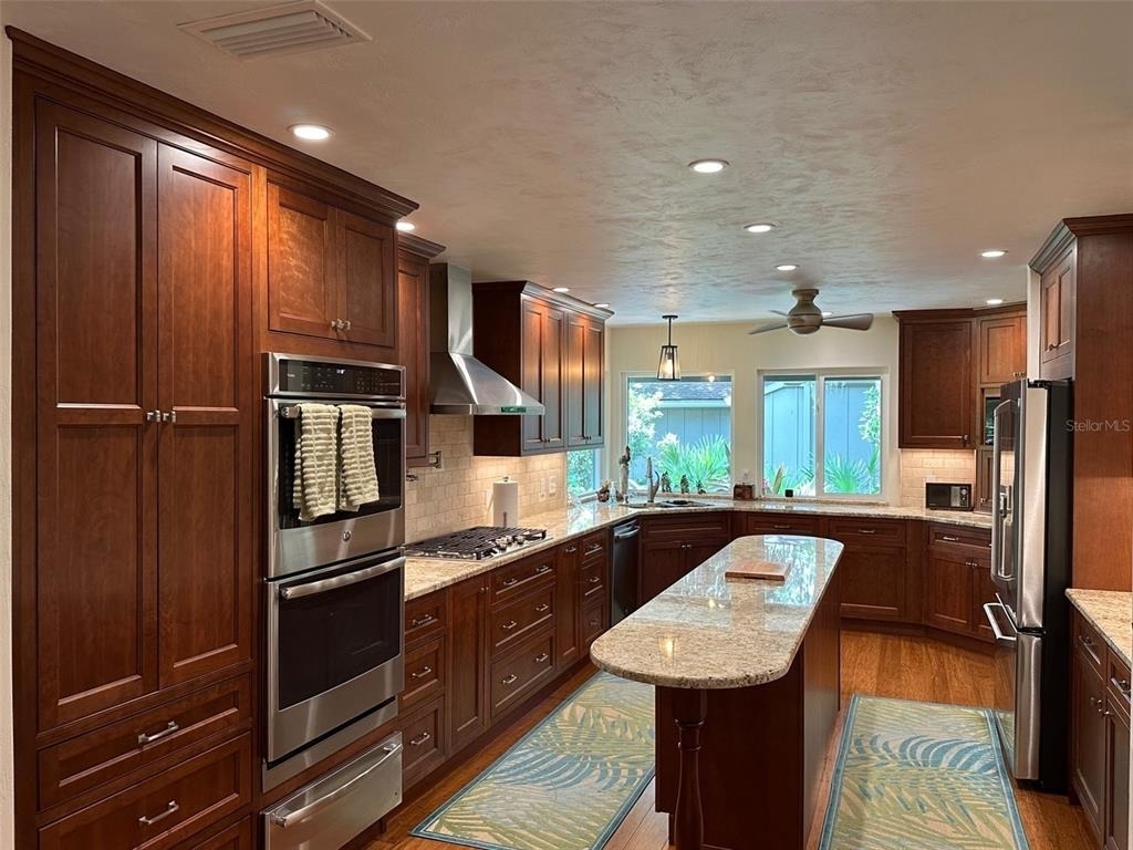 340 Troon Court - Photo 8