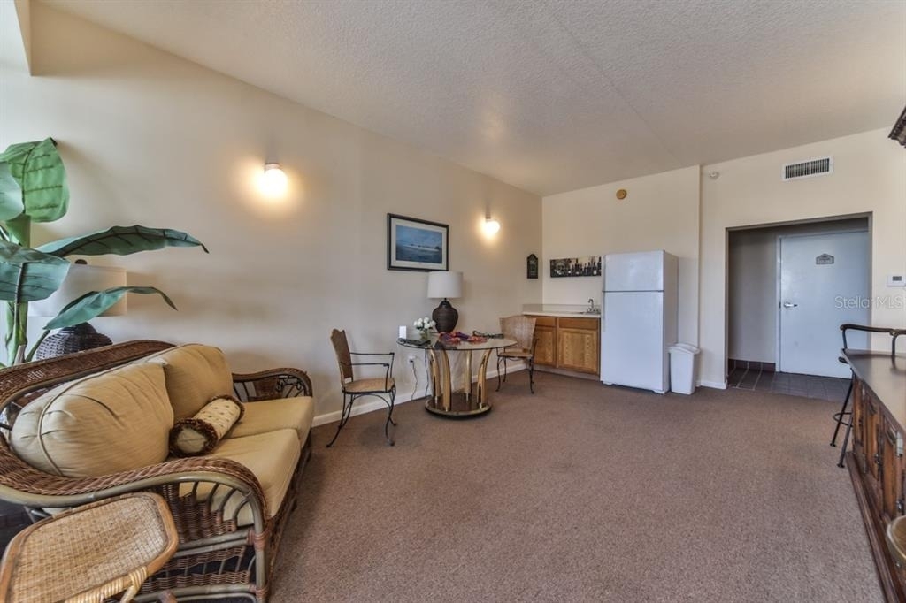273 Middle Way - Photo 36