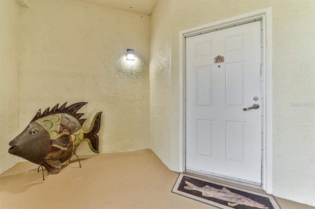 273 Middle Way - Photo 8