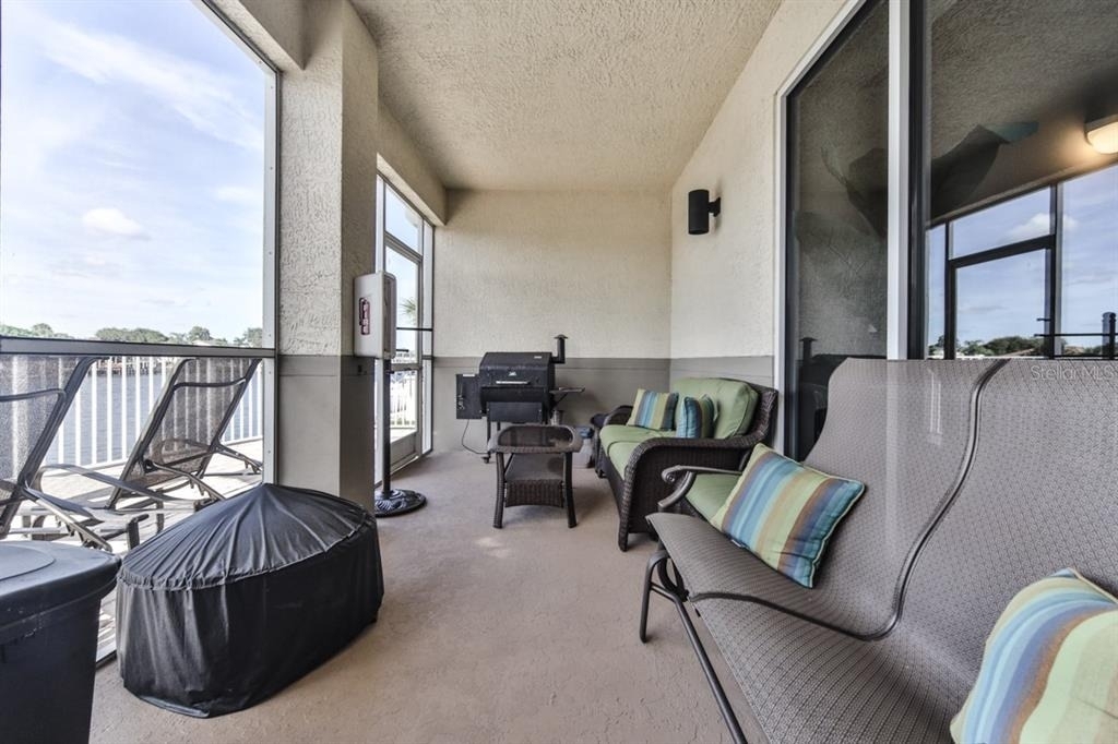 273 Middle Way - Photo 37