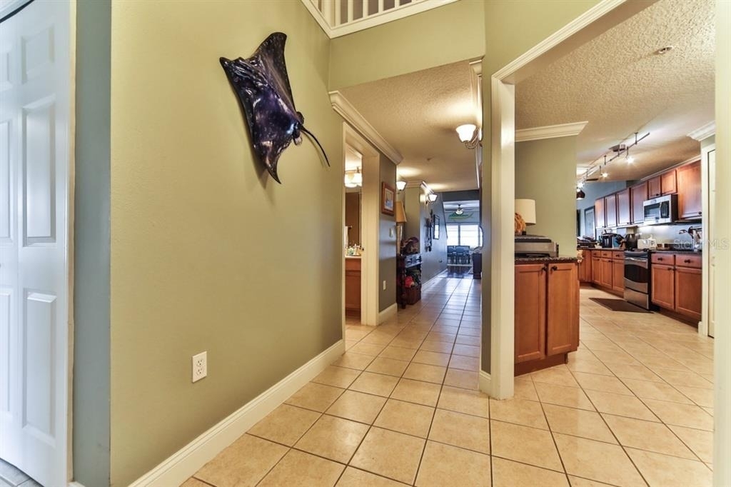 273 Middle Way - Photo 9