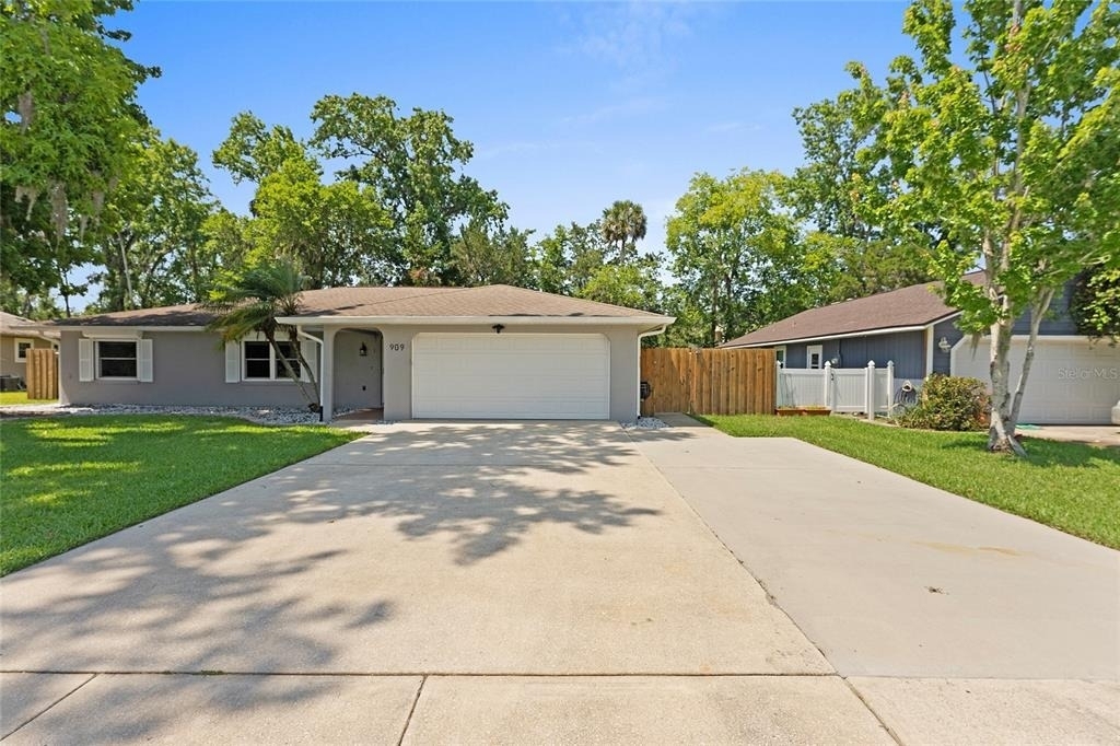 909 Bentwood Lane - Photo 33