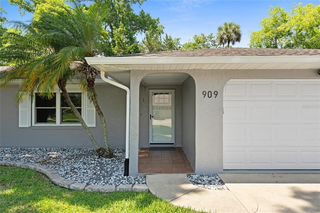 909 Bentwood Lane - Photo 4